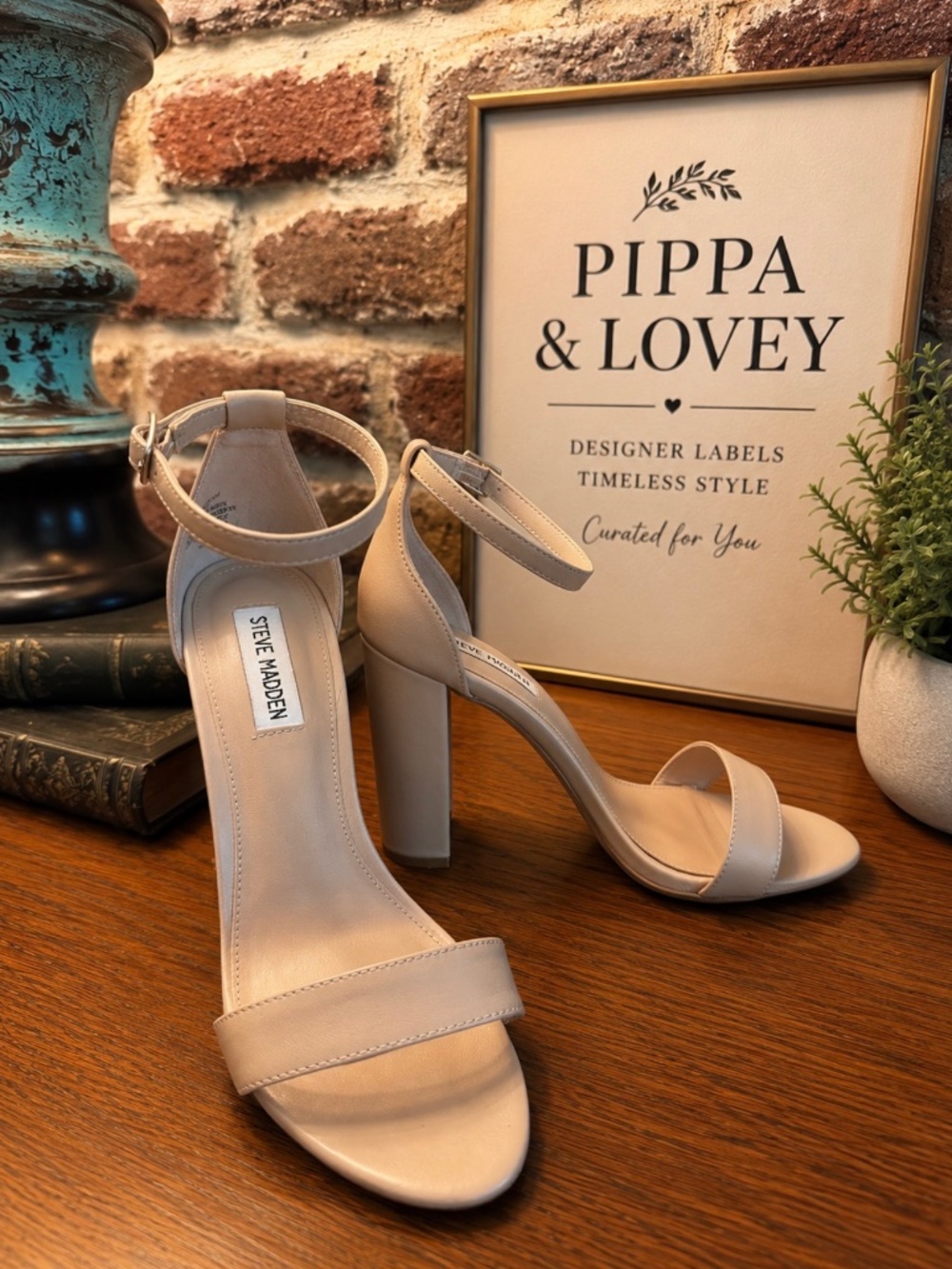 Steve Madden Carrson Leather Ankle Strap Block Heel Sandals | Size 8M | Tan
